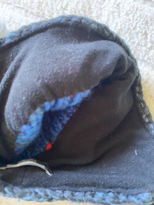 Ciepła zimowa czapka Barts z pomponem | rozmiar 47