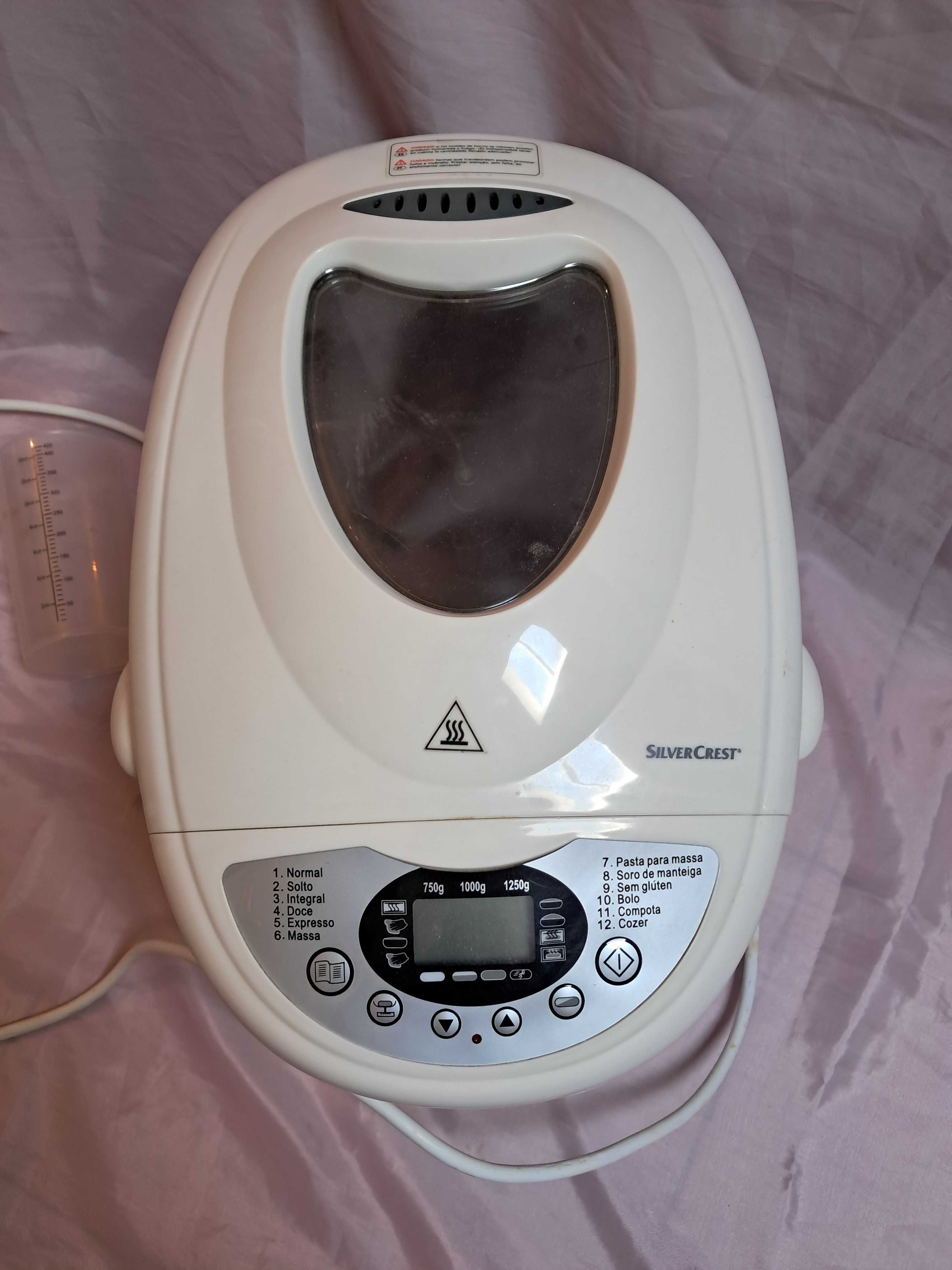 Máquina de fazer pão Silver Crest usada