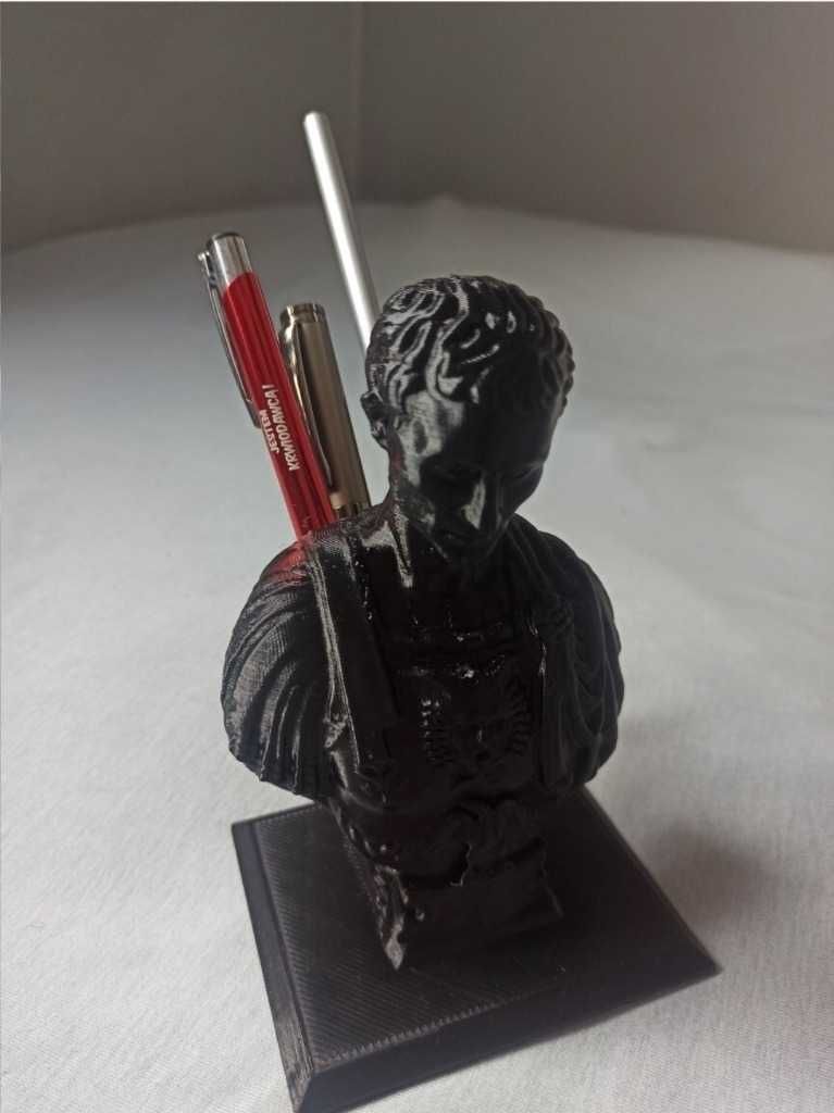 Druk 3D figurka Juliusz Cezar trzy kolory wybor