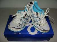 Topowe buty biegowe Asics Gel Cumulus 12 w rozmiarze 37/23