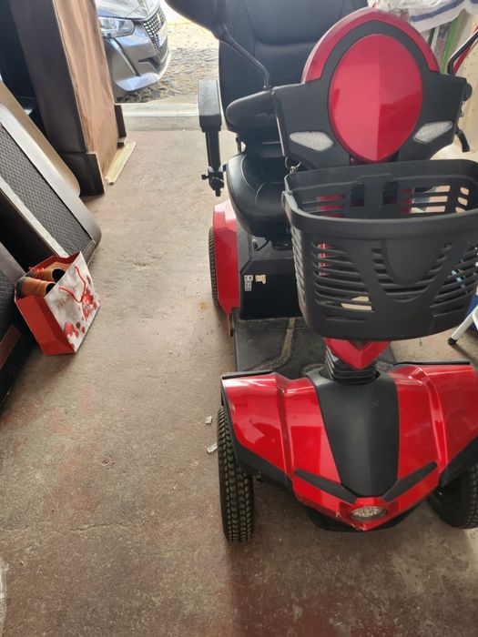 Scooter eletrica mobilidade reduzida stannah maxi