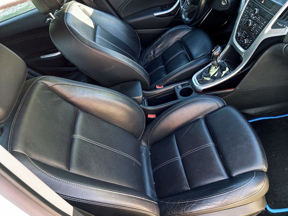 OPEL Astra Sports TOURER