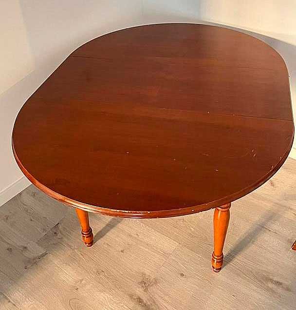 Mesa extensível para sala de estar