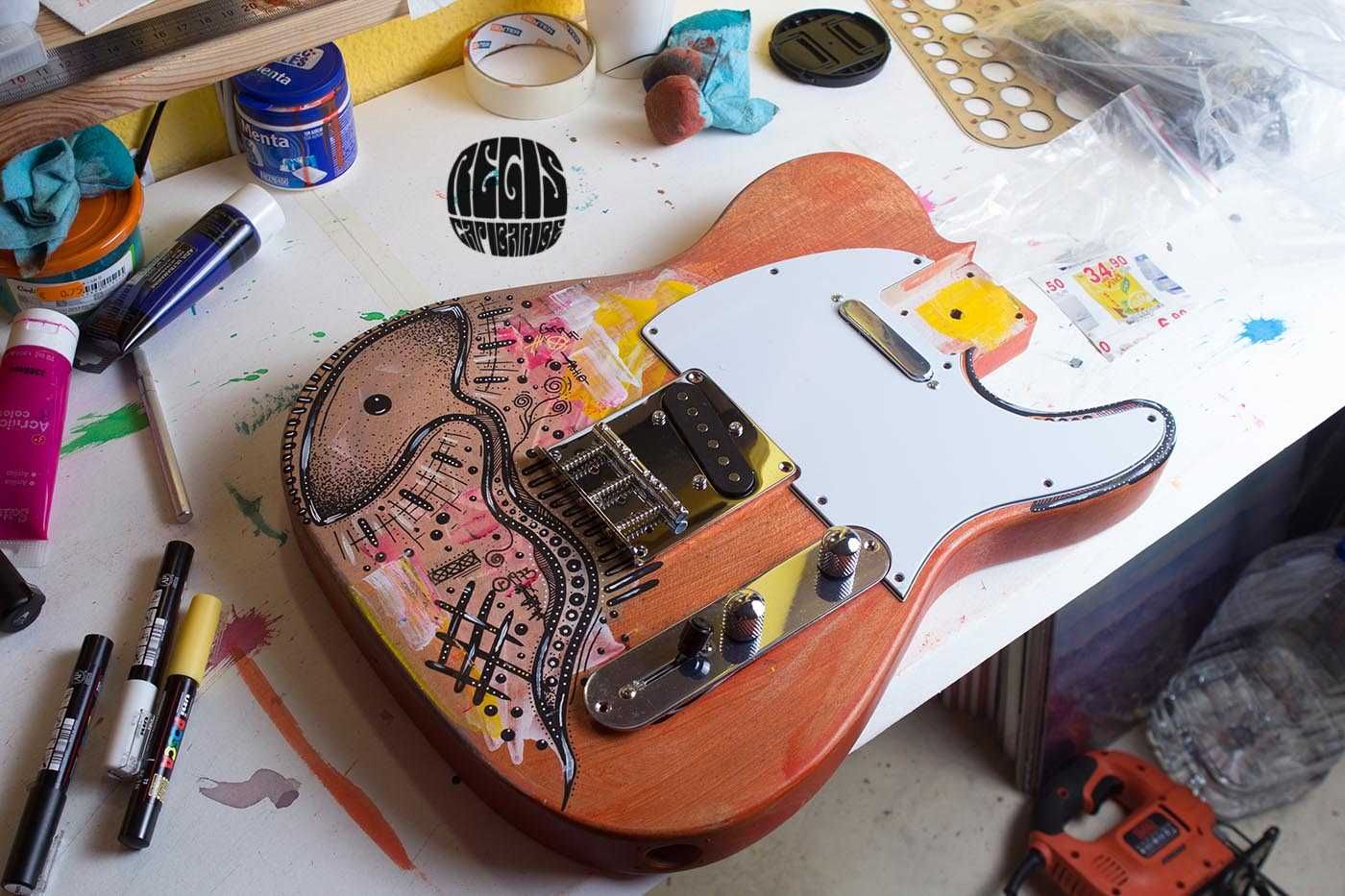 Guitarra elétrica Telecaster pintada a mão