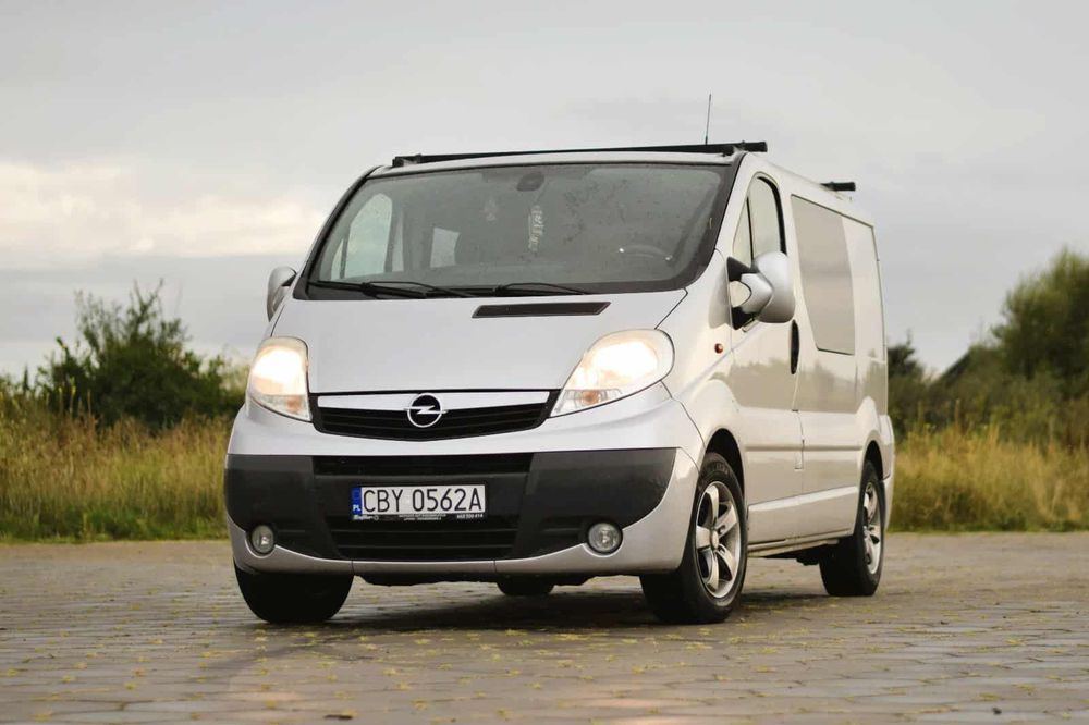 Opel Vivaro 2.5 CDTI