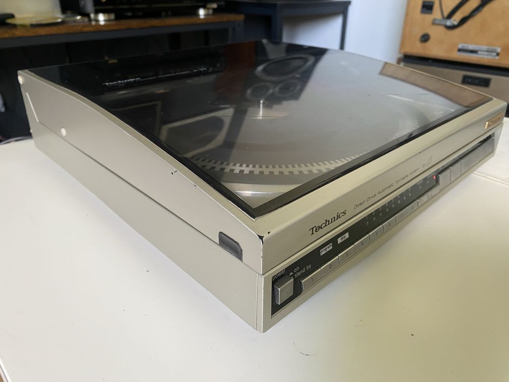 Gramofon Technics SL-J3
