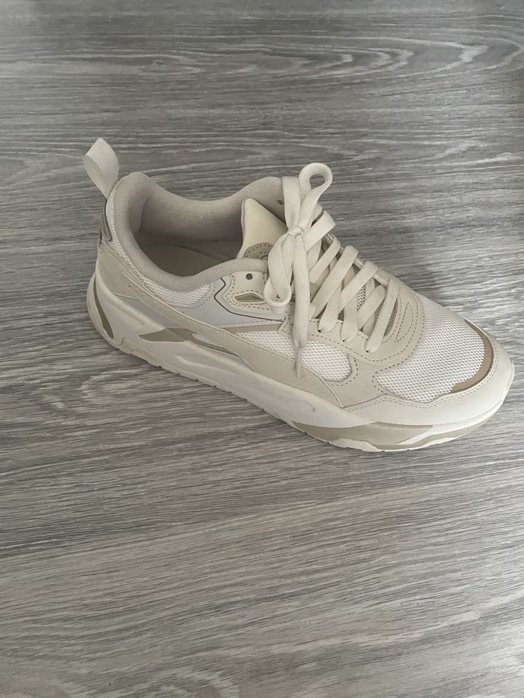 Продам кросівки Puma