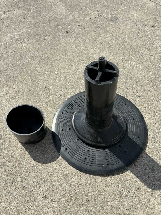 Kominek PVC fi75 prosty pod gont papę czarny KronoPlast