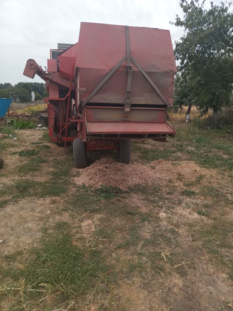 Продам комбаїн дронігборг 1650