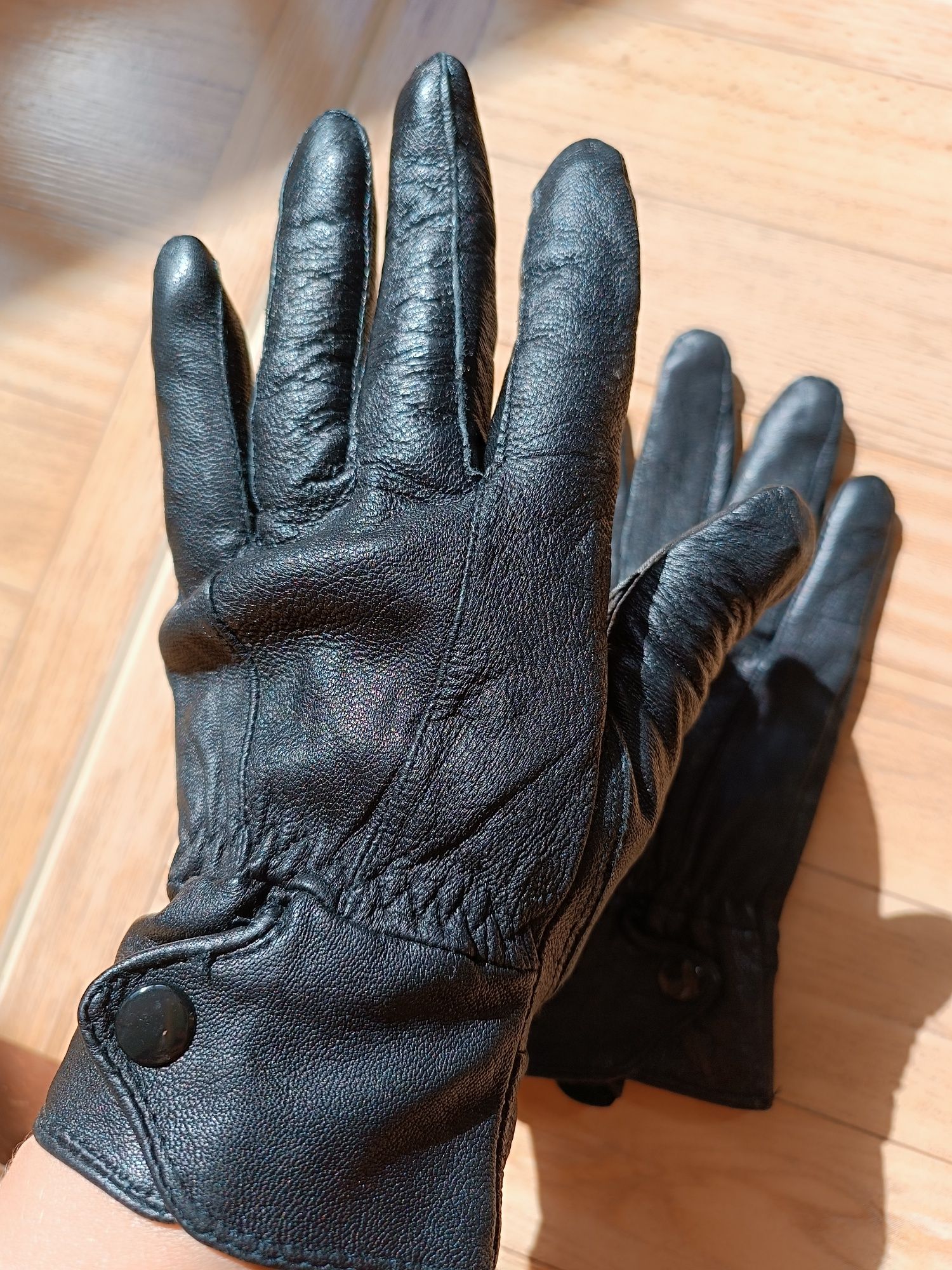 Шкіряні жіночі перчатки чорні р. S M
