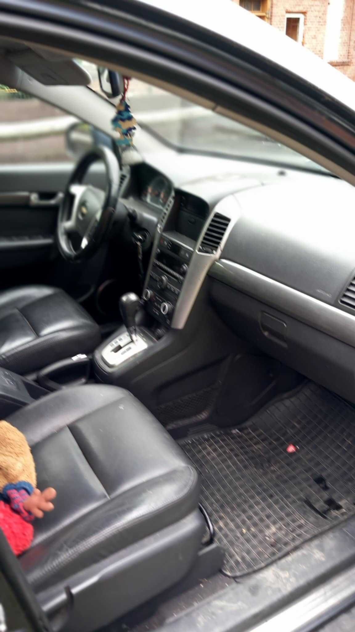 Chevrolet CAPTIVA 3.2 v6 2006 rok