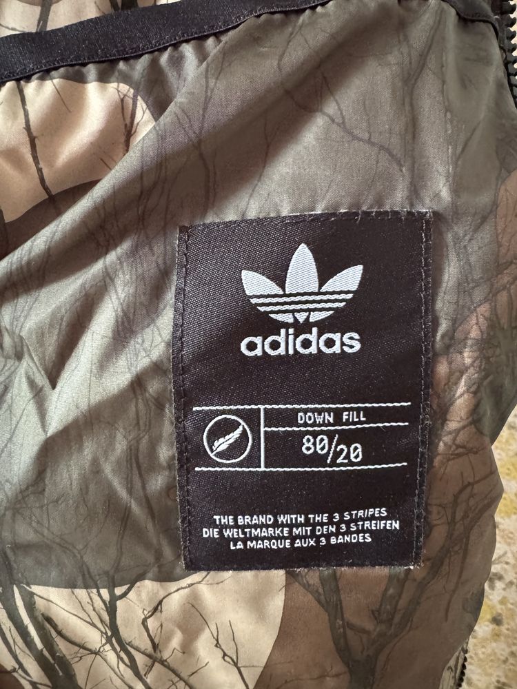 Куртка adidas зимова