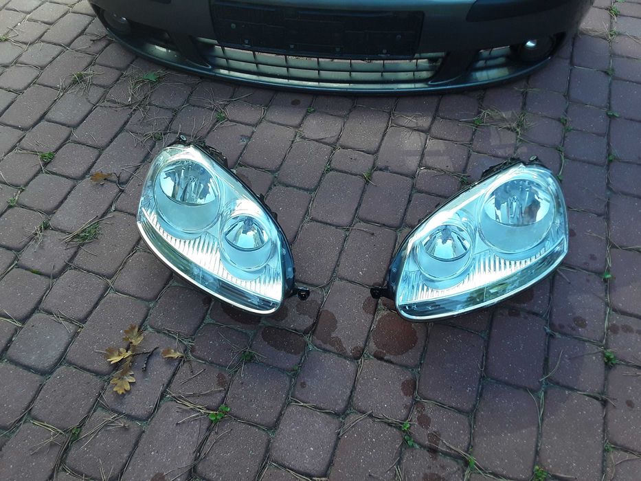 Lampa prawy lewy przód vw golf V