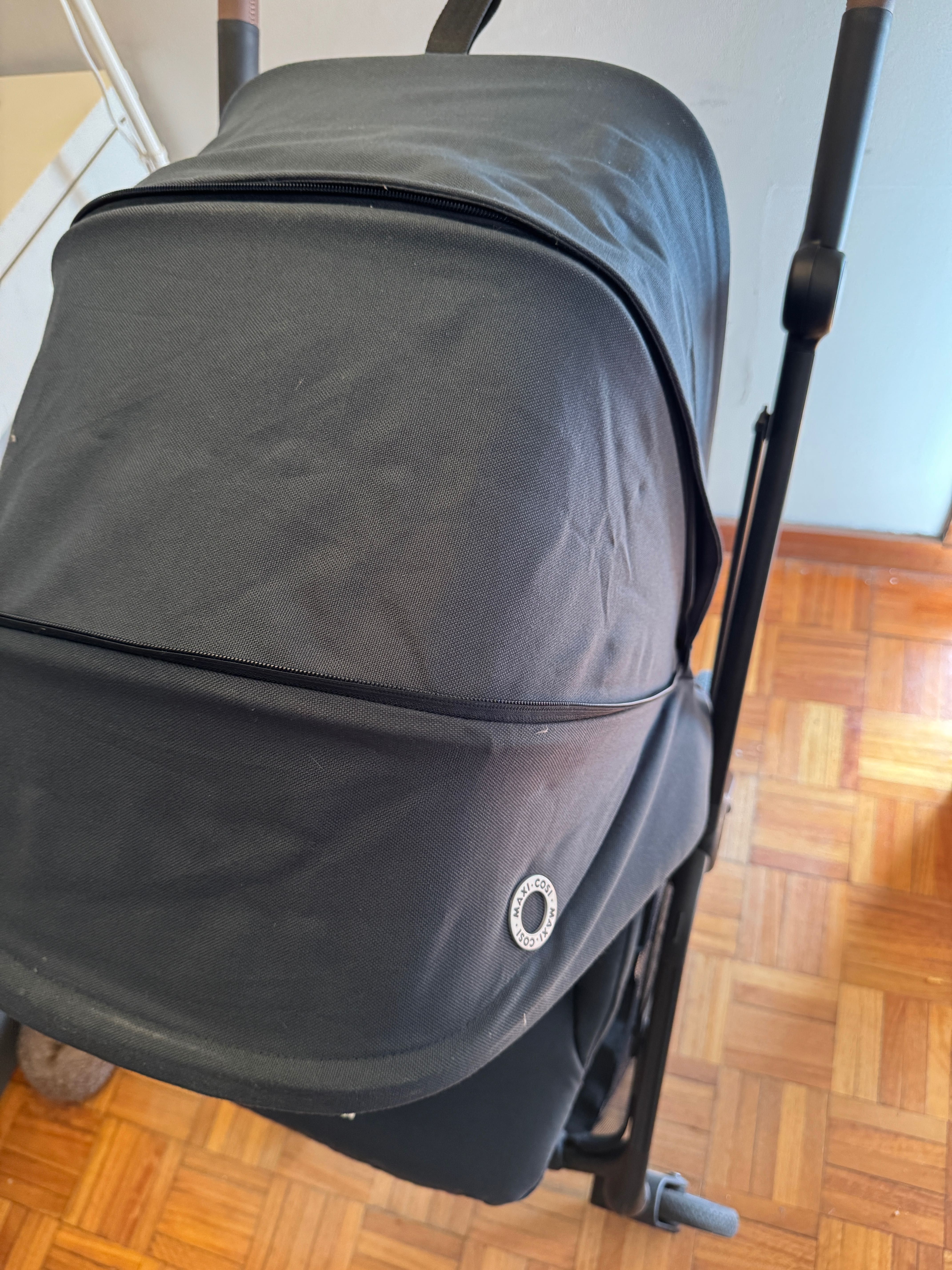 Carrinho de bebé Maxi Cosi Leona
