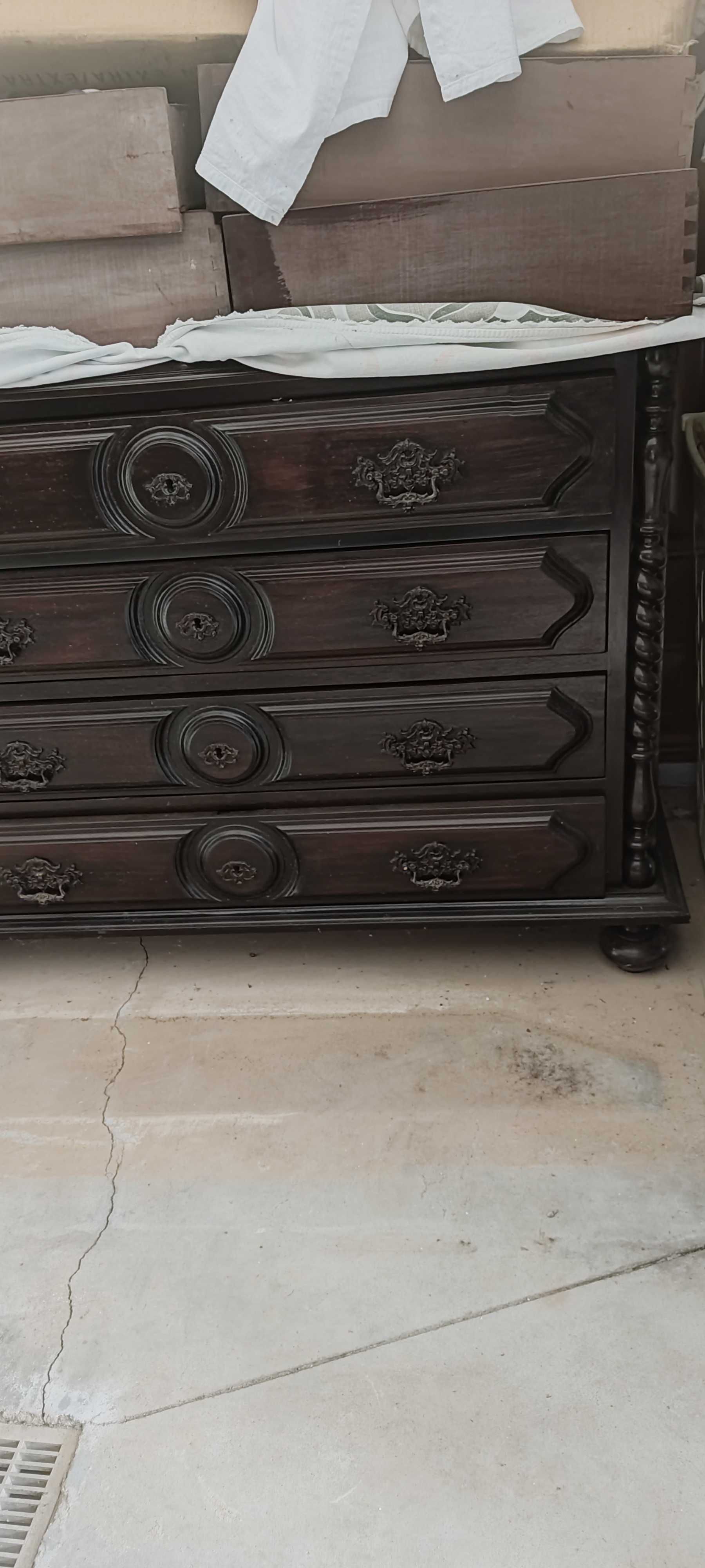 Cómoda de quarto