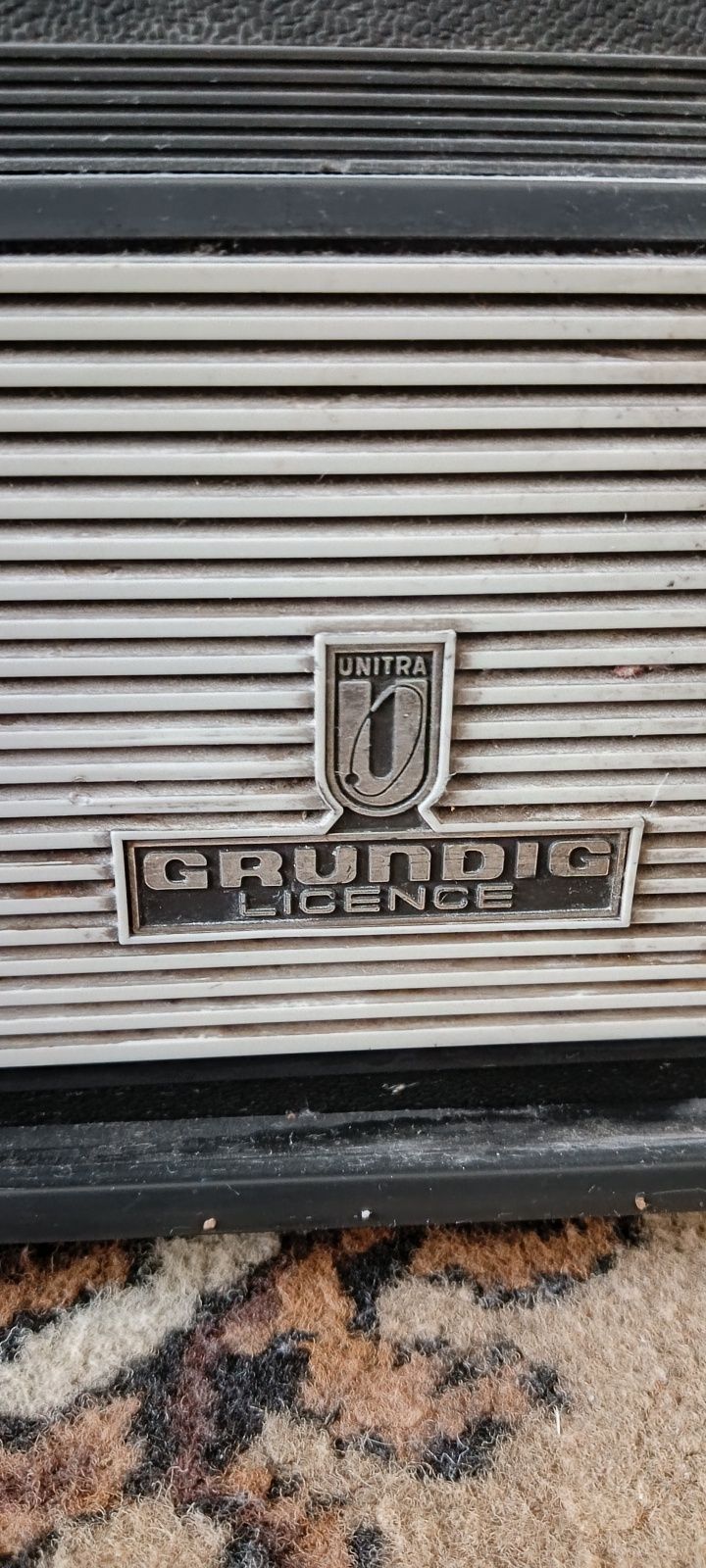 Sprawny Magnetofon Grundig licence + kasety