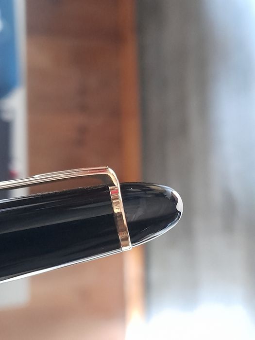 Montblanc Meisterstuck Le Grand Rollerball