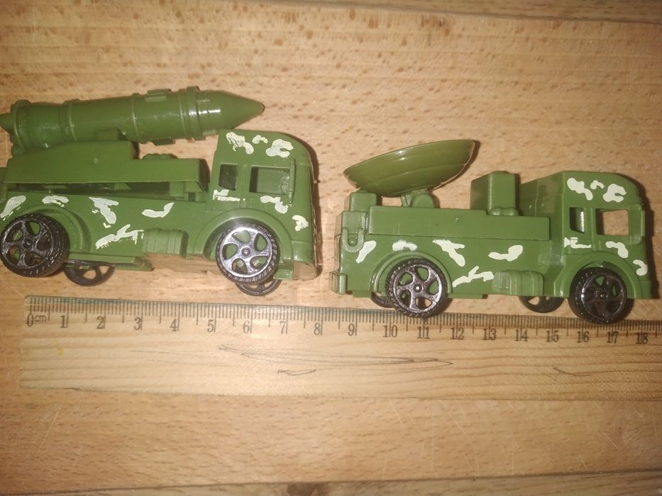 Военная техніка. Мініатюри. Нові.