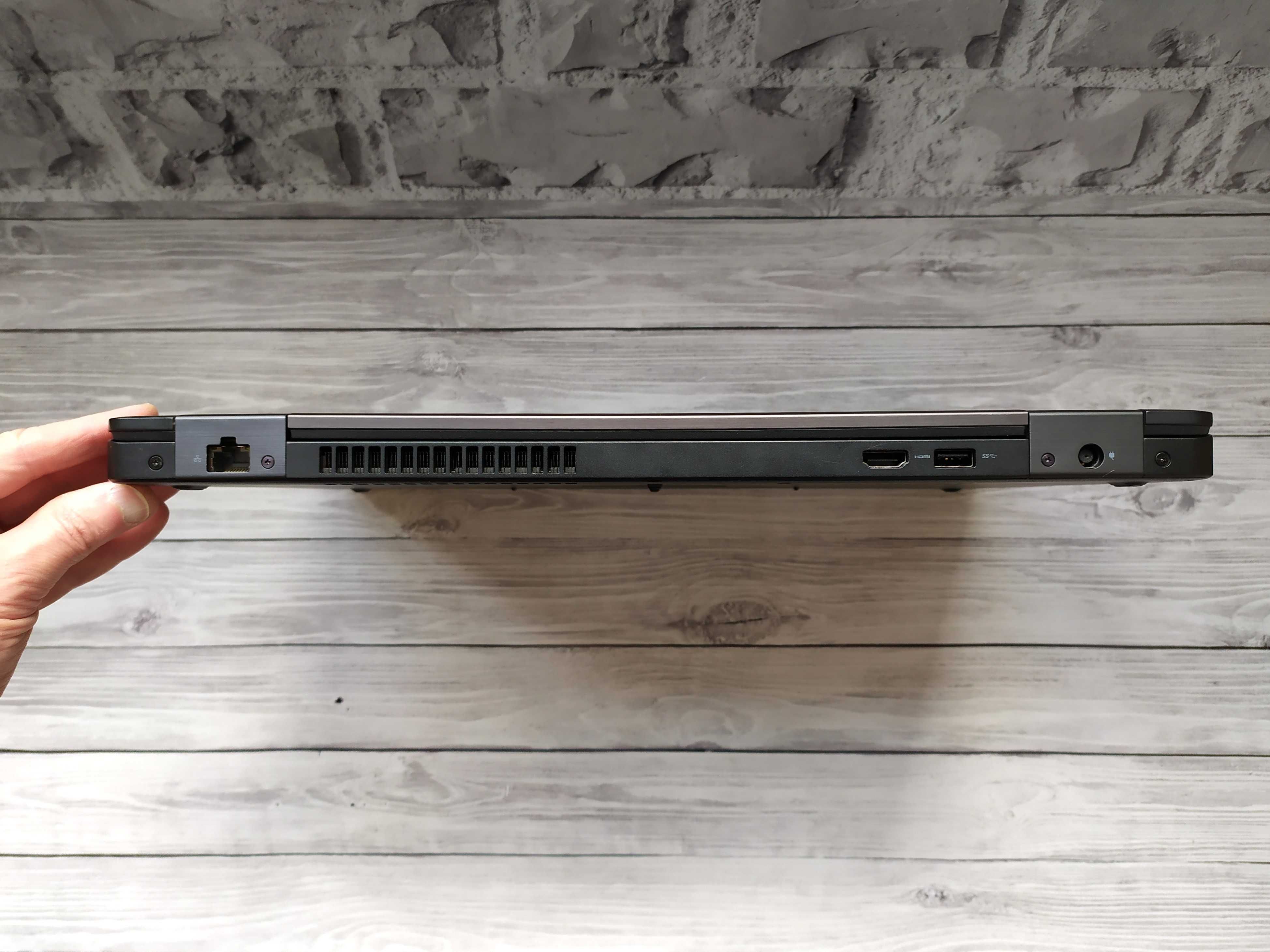 Dell Precision 3530 FHD i5-8400H/16GB DDR4/256GB SSD/NVIDIA P600 4GB