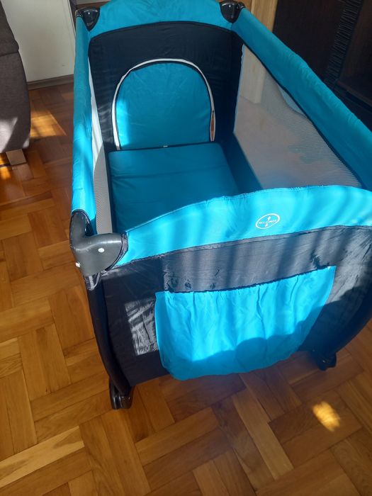 Łóżeczko turystyczne