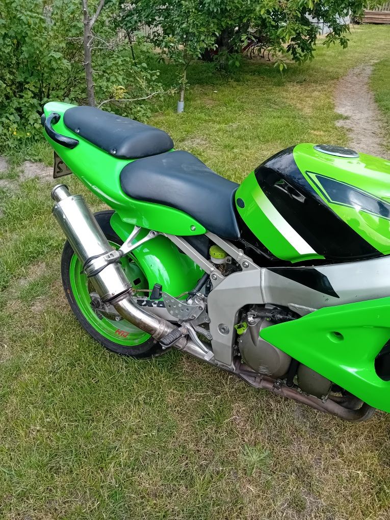 Sprzedam Kawasaki ZX6R