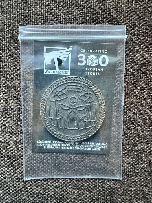 WH40 Kapitan Centos + Przypinka + Moneta Warhammer 40000 Ultramarines