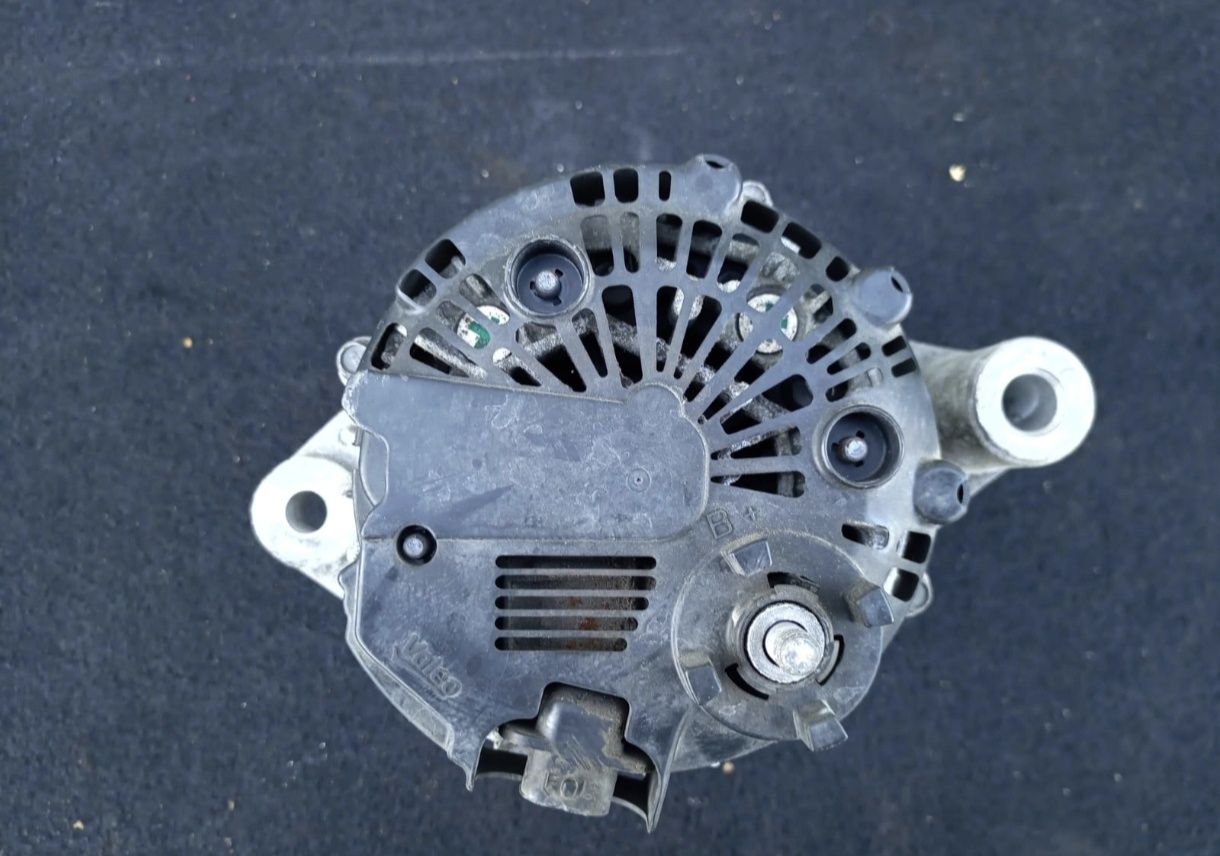 OPEL INSIGNIA ASTRA 2.0 Citd Alternator F-vat