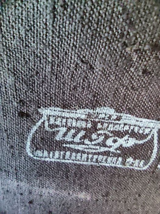 Чемодани. Ретро.