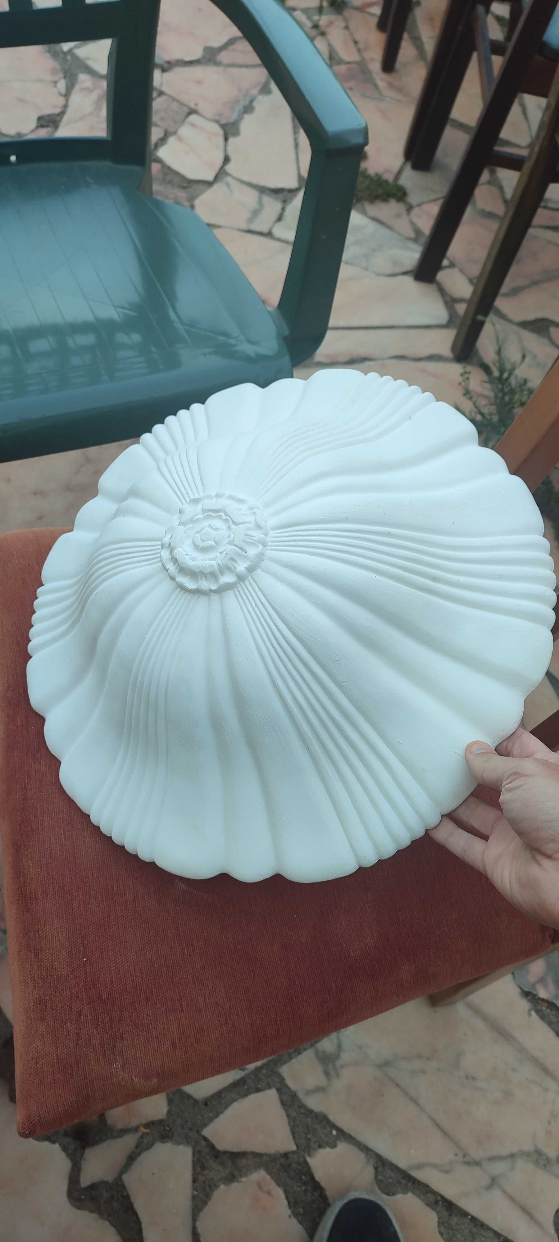 Candeeiro de teto branco