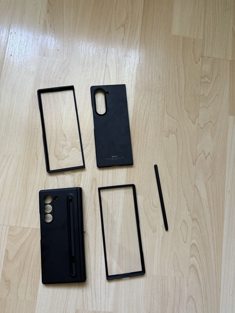 Samsung Galaxy Z Fold 6 za 2 etui