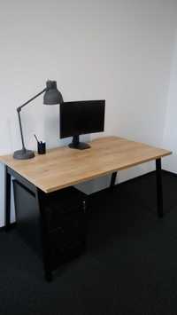 Ekskluzywne duże biurko | .MDD model Ogi M BOM03 | wycięcie na kable
