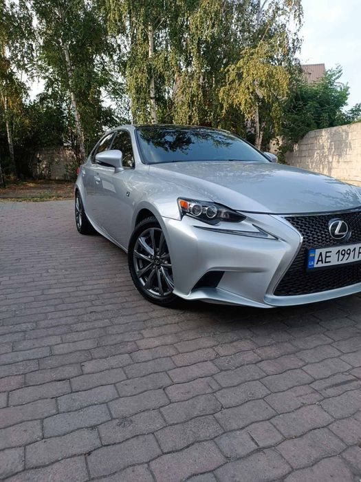 Lexus is 200 продам