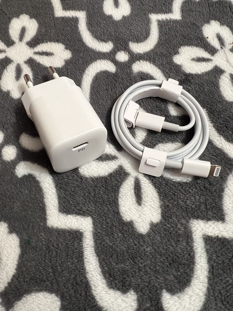Ladowarka do iPhone 20W z kablem lightning Mini USB-C PowerDelivery