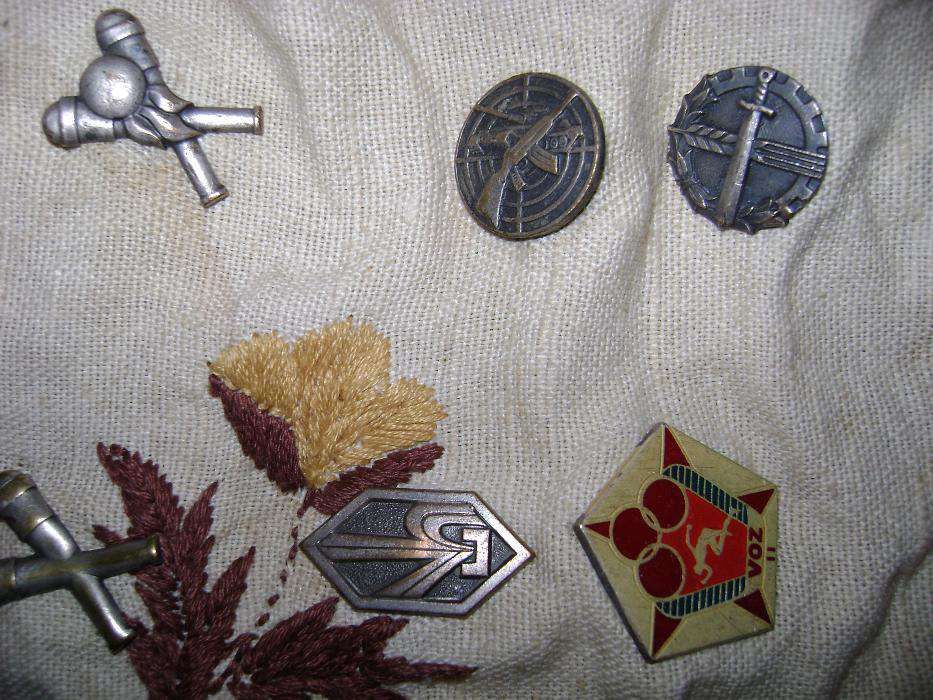 Emblematy, stare monety PRL