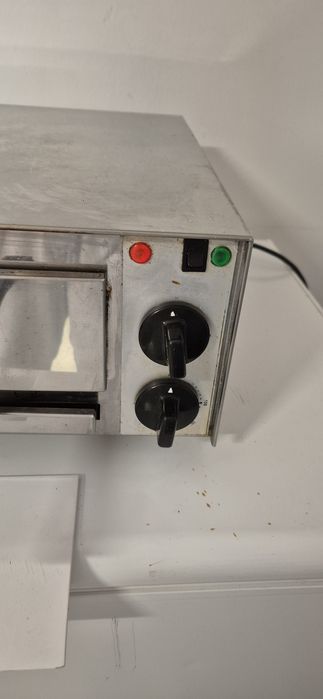 Opiekacz elektryczny