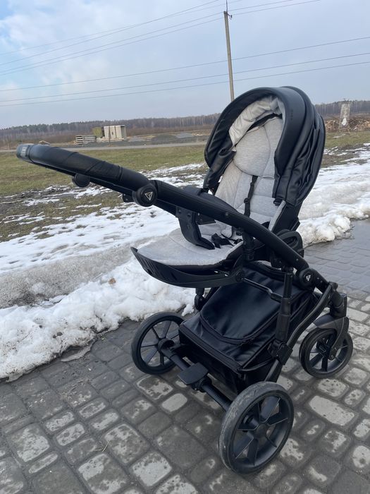 Коляска 2в1 Junama Space чорна