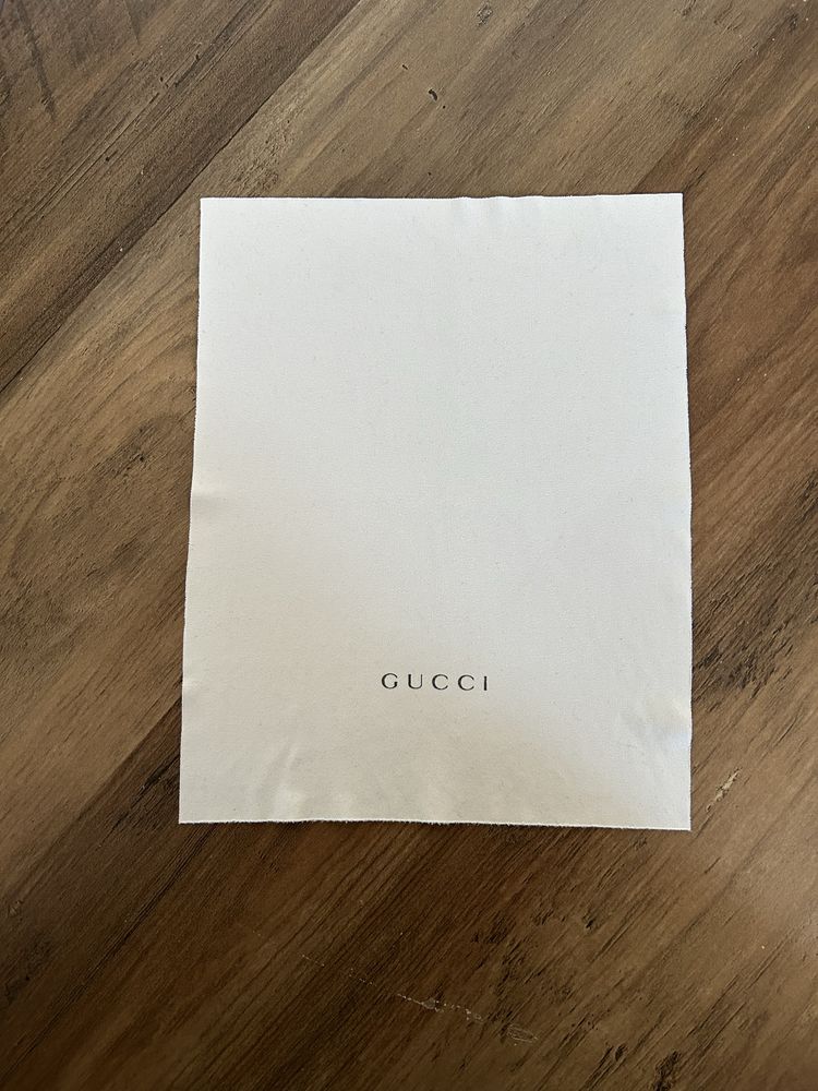 Gucci - oryginalna chusteczka do czyszczenia okularów