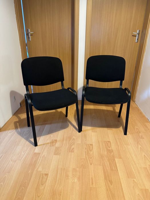 Krzesla czarne biurowe
