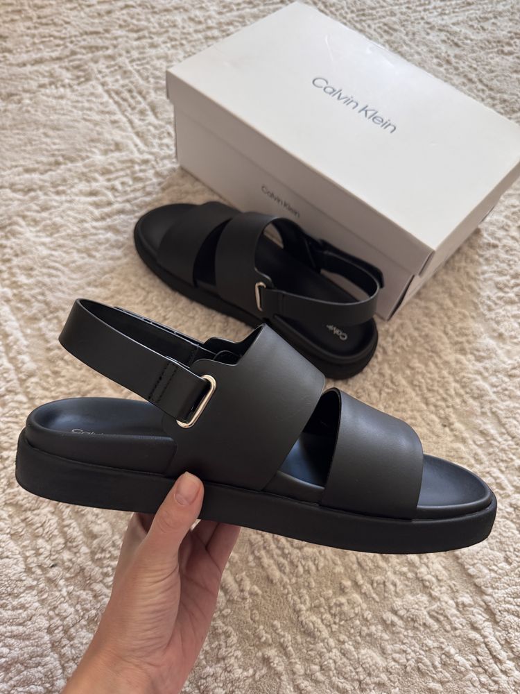 Шкіряні сандалі Calvin Klein
