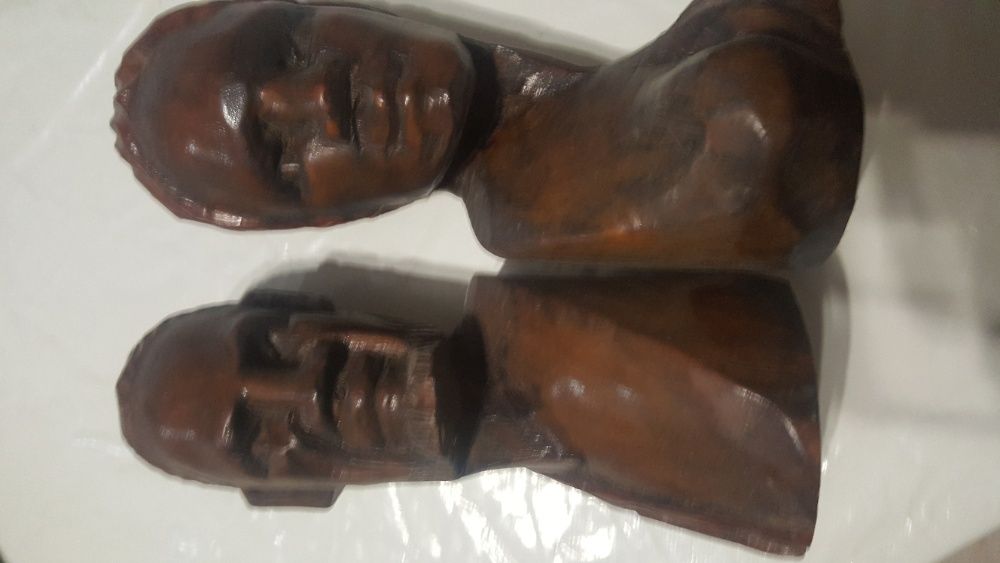 Casal de africanos, artesanato madeira maciça