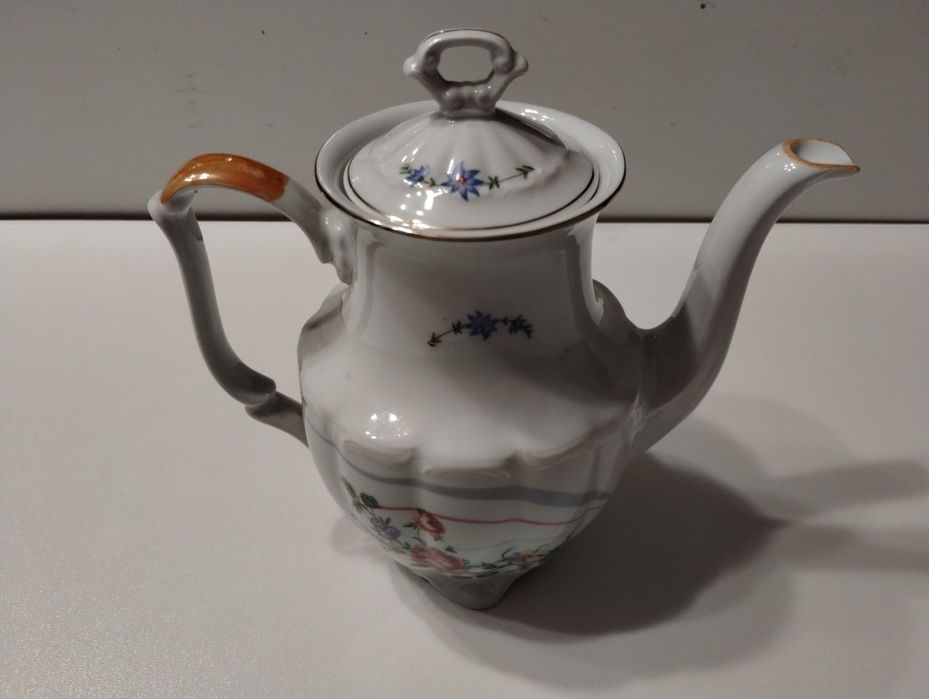 Dzbanek na kawę sygnatura Wałbrzych