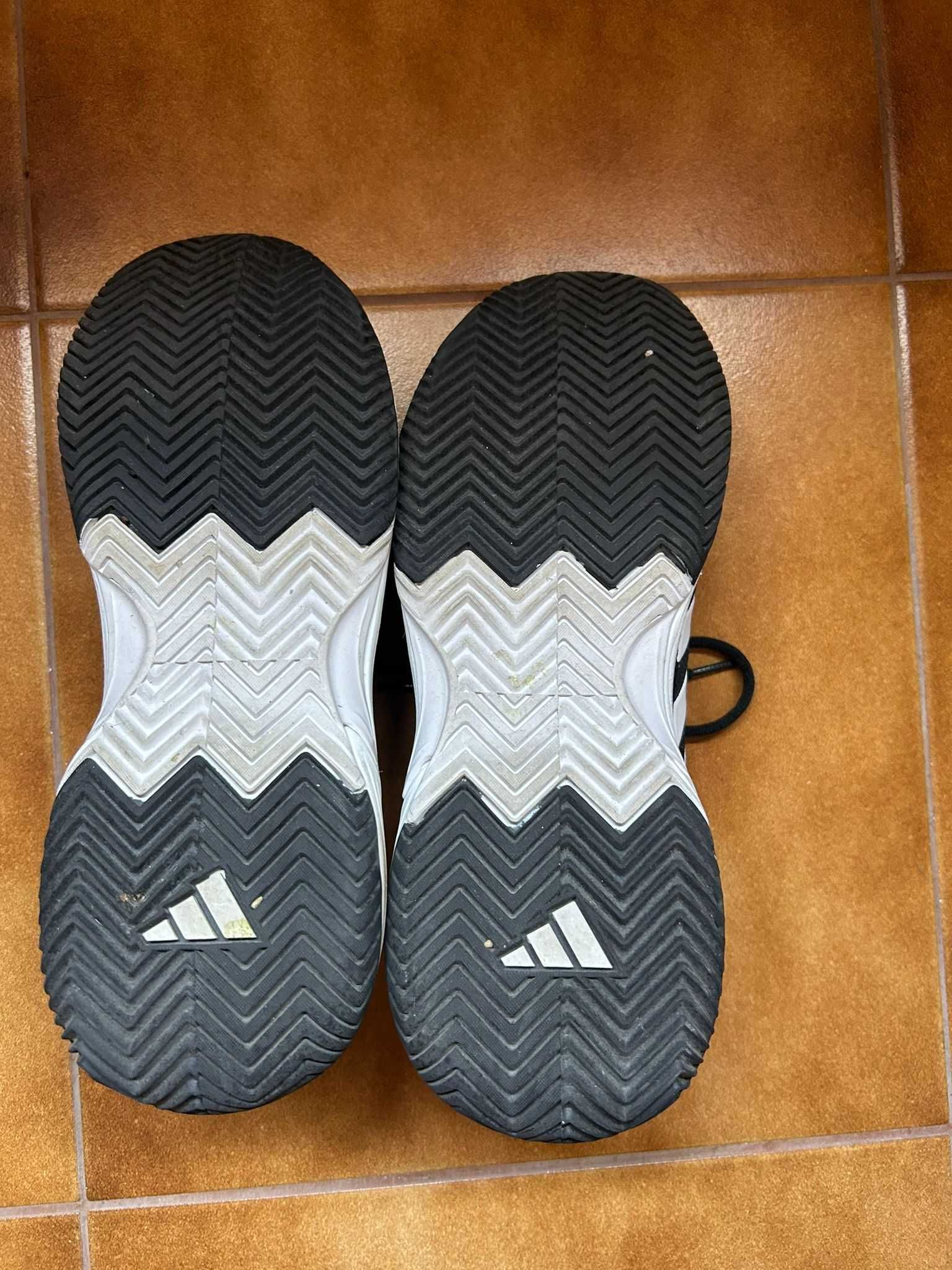 Ténis Adidas Gamecourt 2