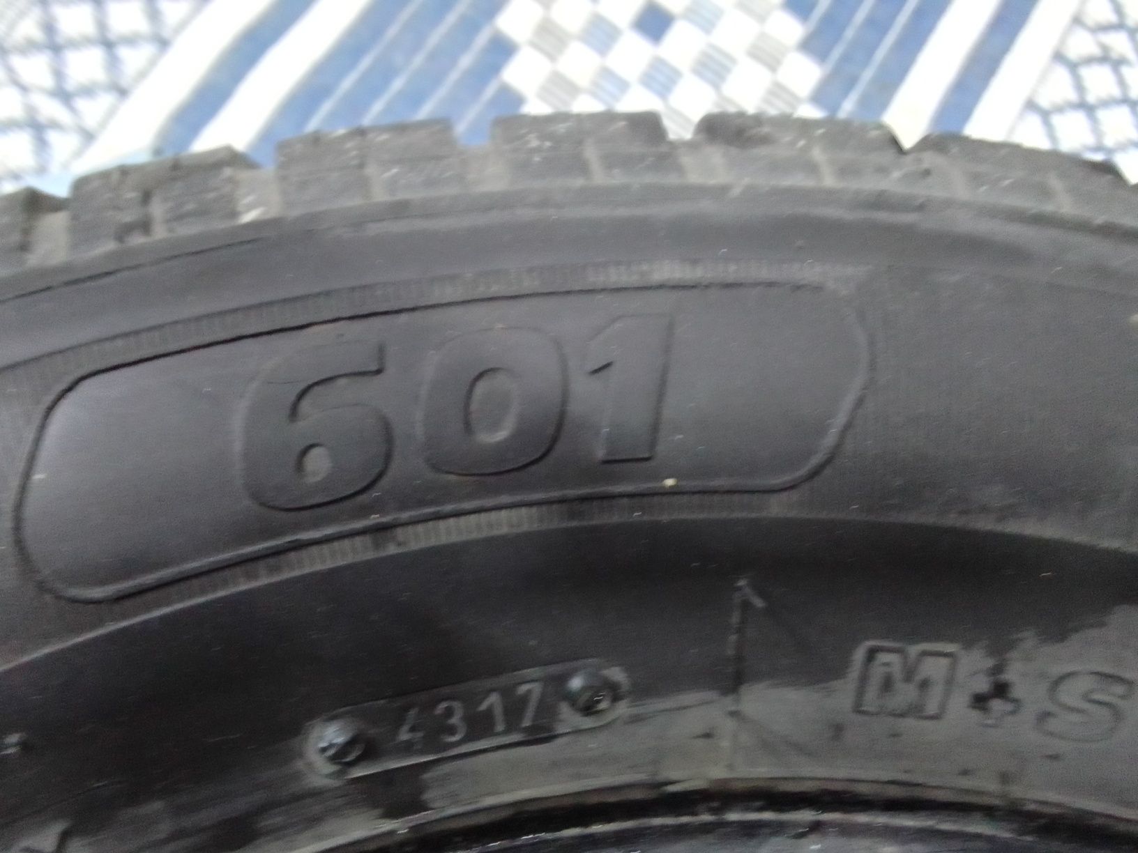 2 Opony zimowe 185/70r14 SEBRING