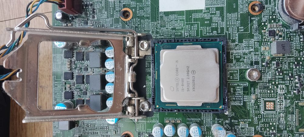 Intel Core i5-8400 CPU + Cooler + Lenovo Motherboard64740552041089123