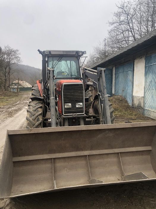 Трактор колісний масей фергюсон