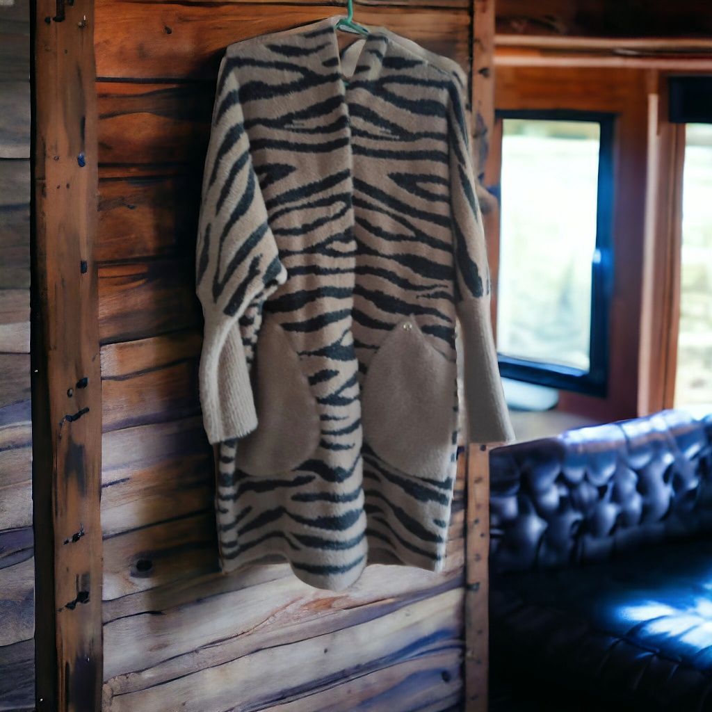 Prześliczny płaszcz płaszczyk zebra zwierzęcy print alpaka