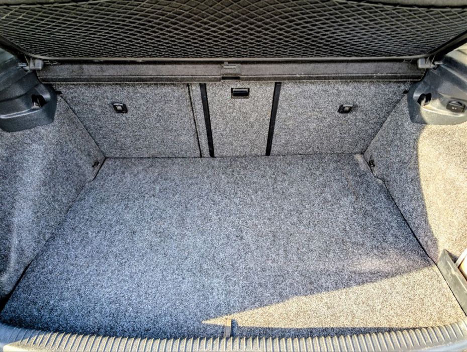 Продам Volkwagen Golf 2011