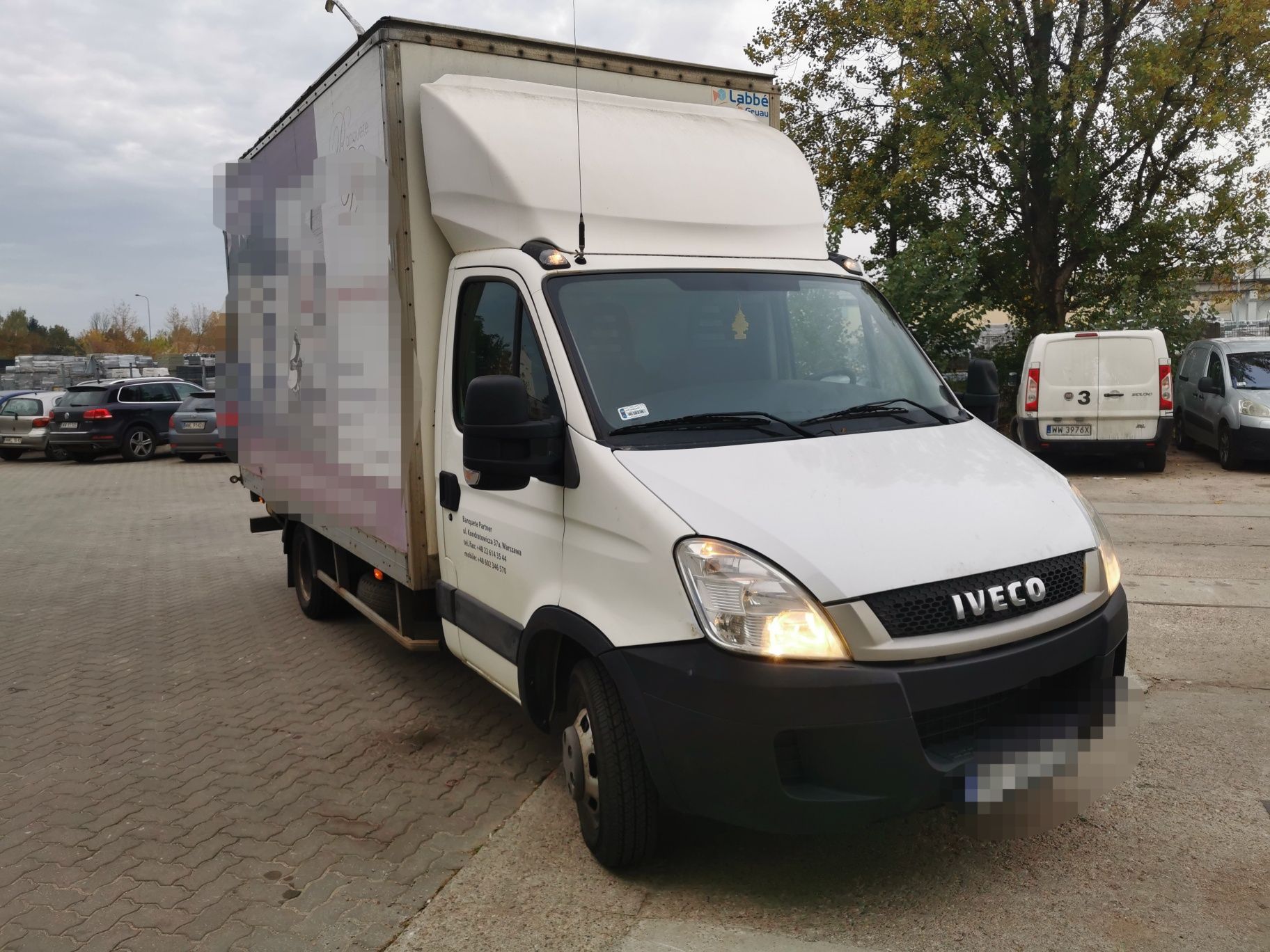 Wynajem lawety autolawety kontener z windą bus