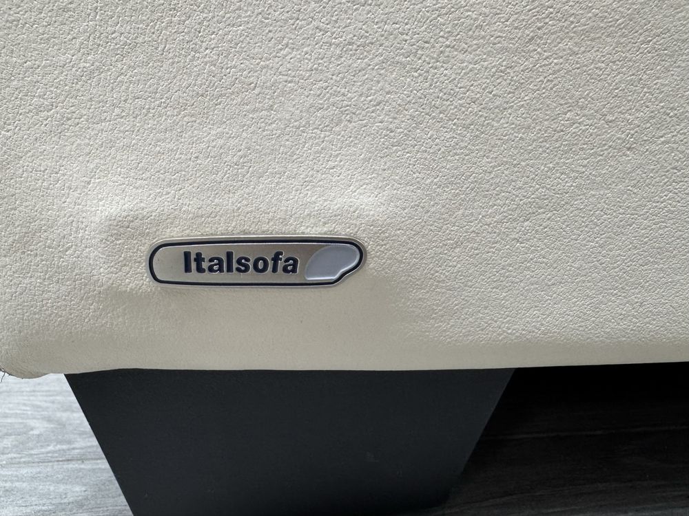 Доставка ! Величезний італійський шкіряний диван Italsofa