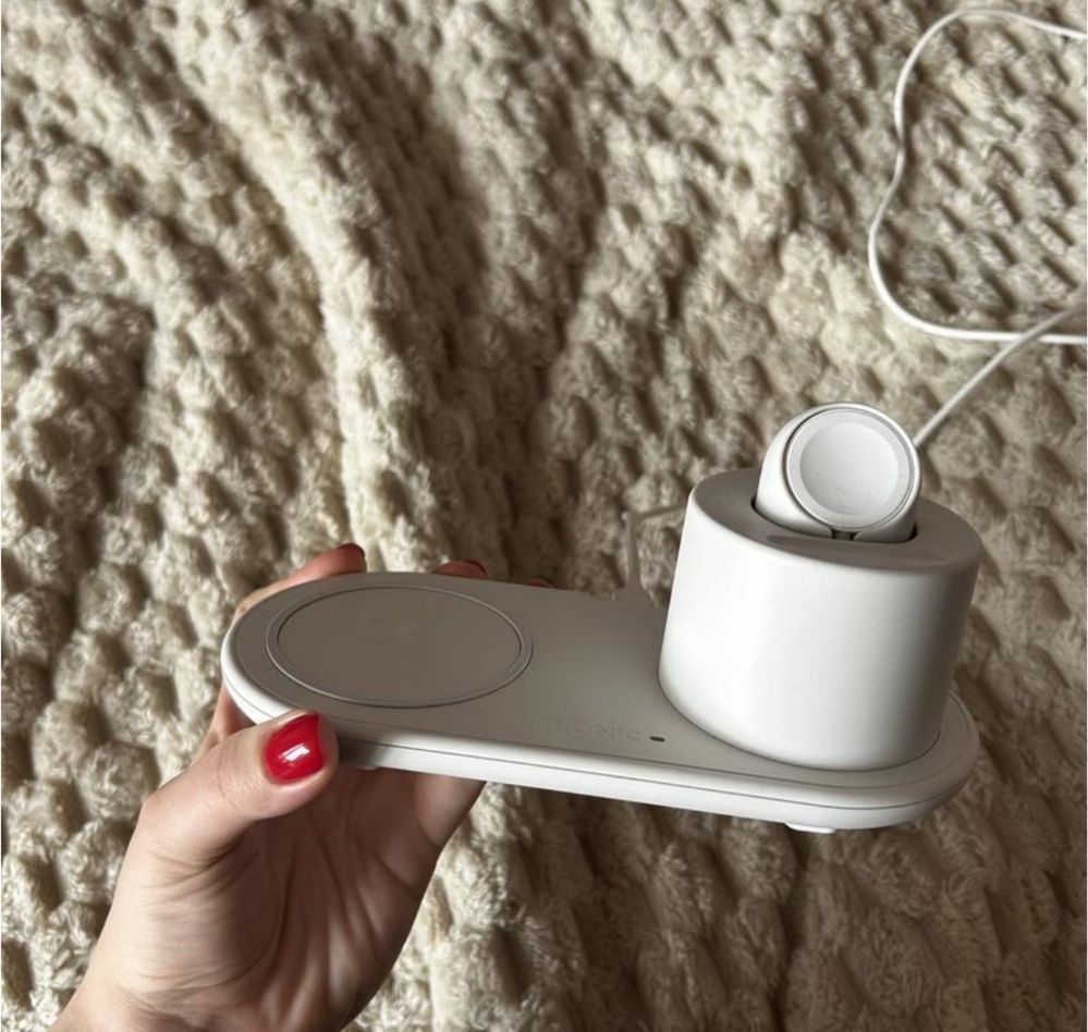Бездротова зарядка для iphone i apple watch